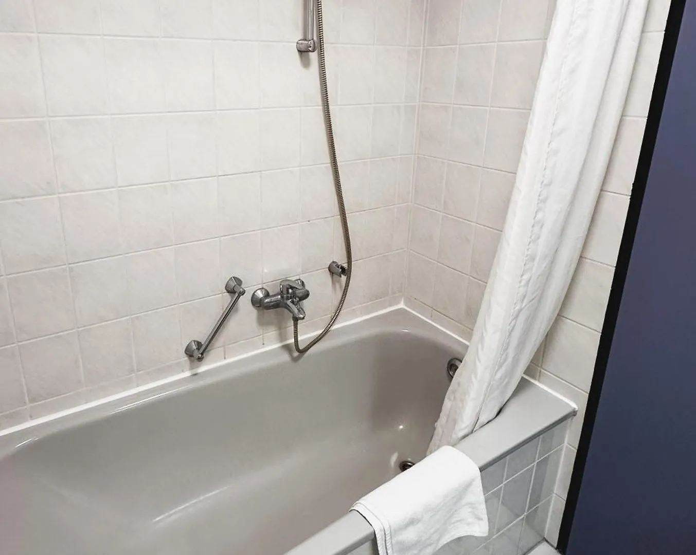 ***  Coffee Fellows Hotel Frankfurt Airport-Langen Almanya